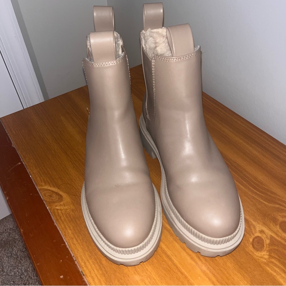 H&M Beige Ankle Boots